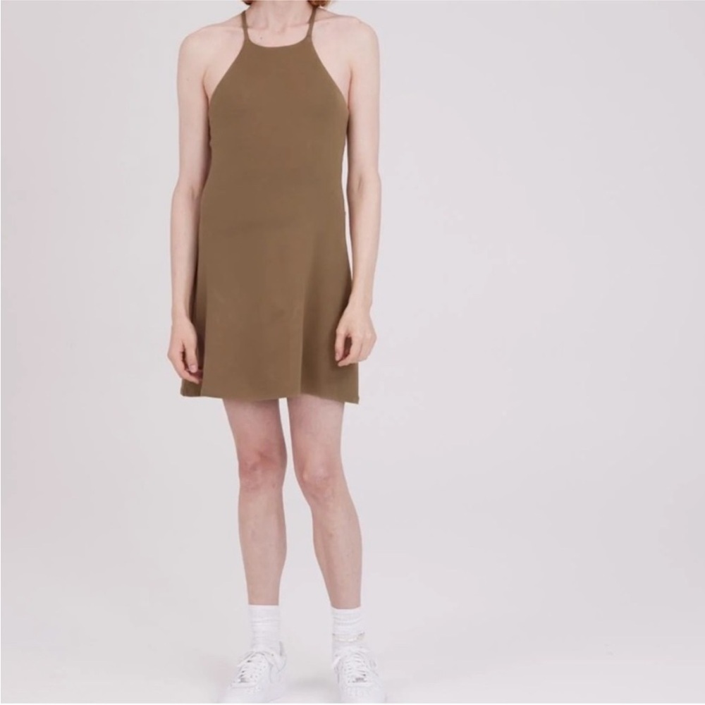 Girlfriend Collective Beachwood The Undress Halter Neck Tennis Dress Brown small